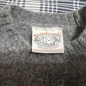 Jamiesons 100% Shetland Wool Sweater Small